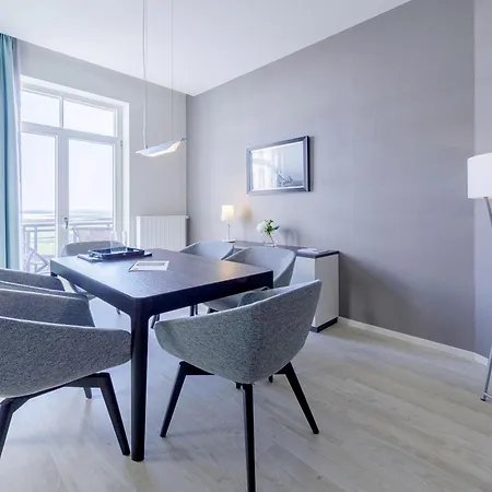 Moderne Ostseelounge Mit Sued-westbalkon Und Eigener Infrarotkabine Apartmán