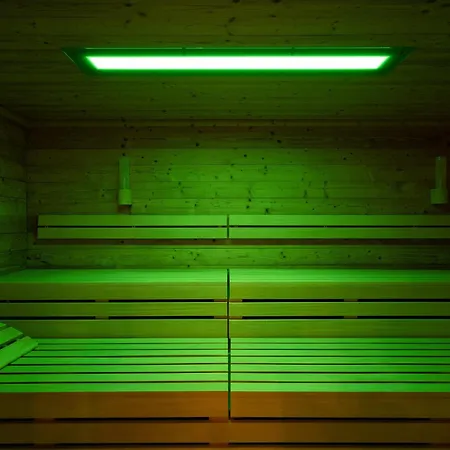 Moderne Ostseelounge Mit Sued-westbalkon Und Eigener Infrarotkabine